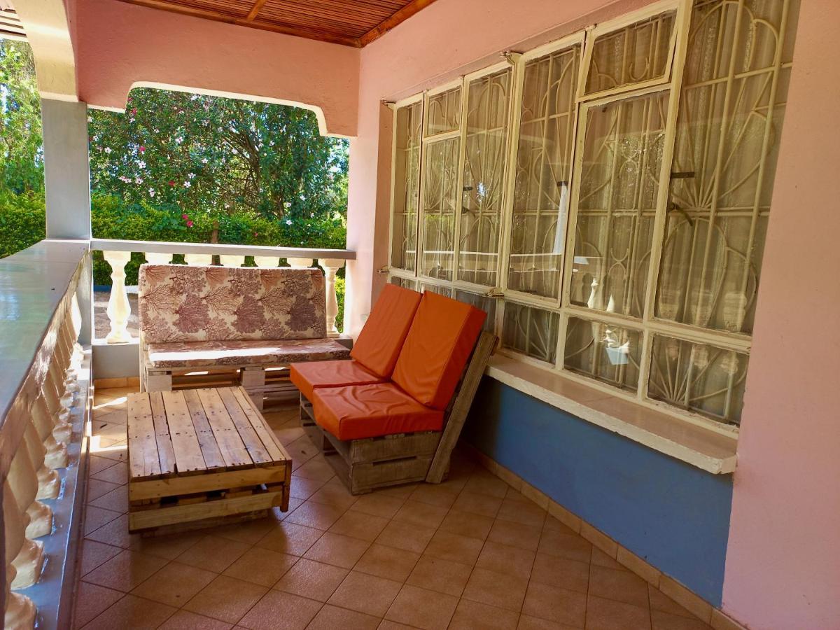 Kuniville Guest House Nyeri Exterior photo